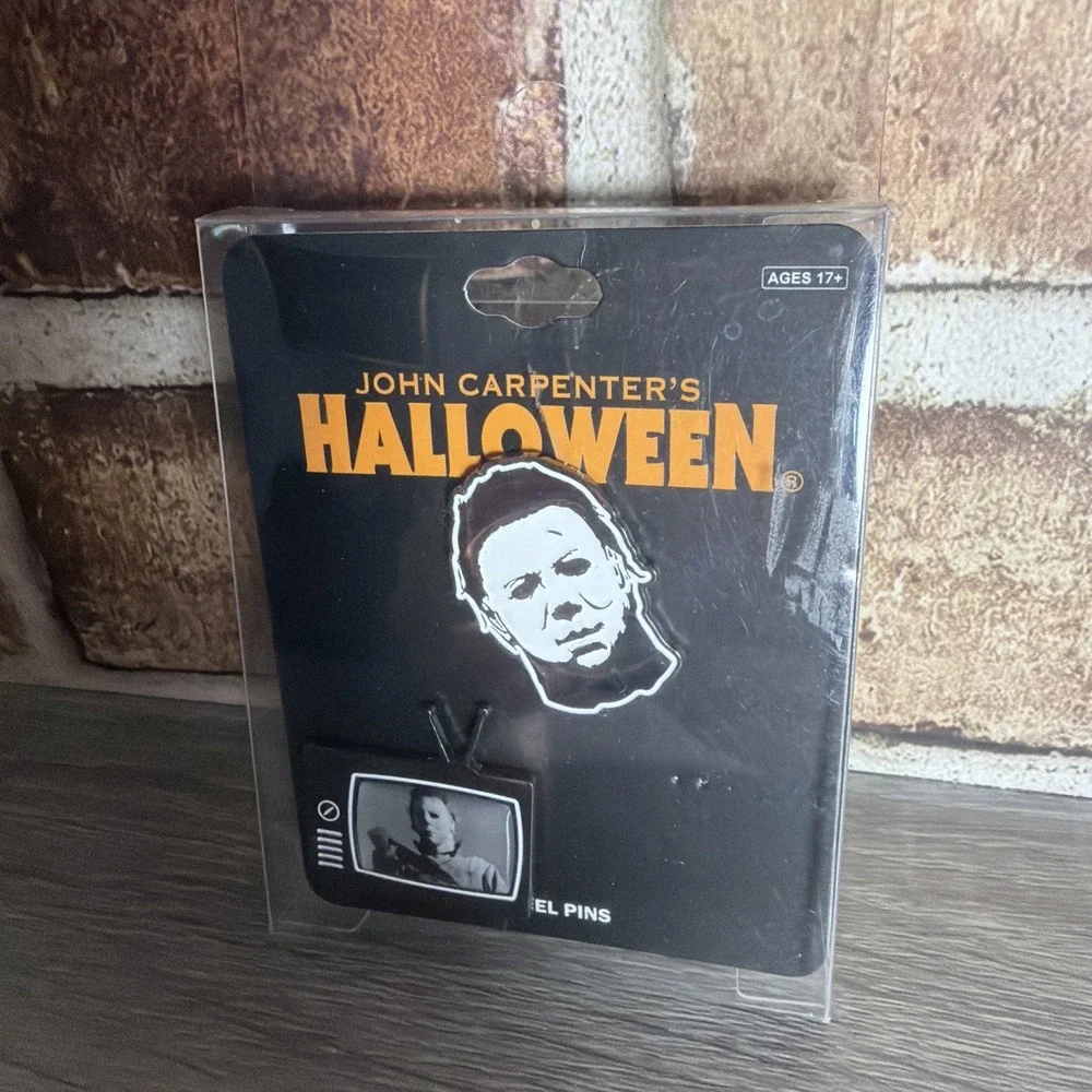 Halloween Michael Myers‎ Spirit Halloween Enamel Pin Set New In Box Horror Movie